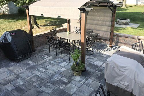 Dining table — Jasper, IA — Dubois Co. Block & Brick Inc.