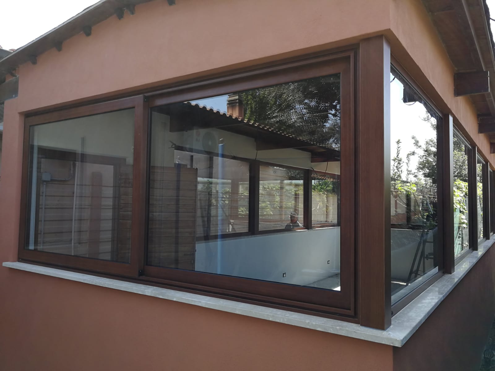 chiusure scorrevoli in alluminio