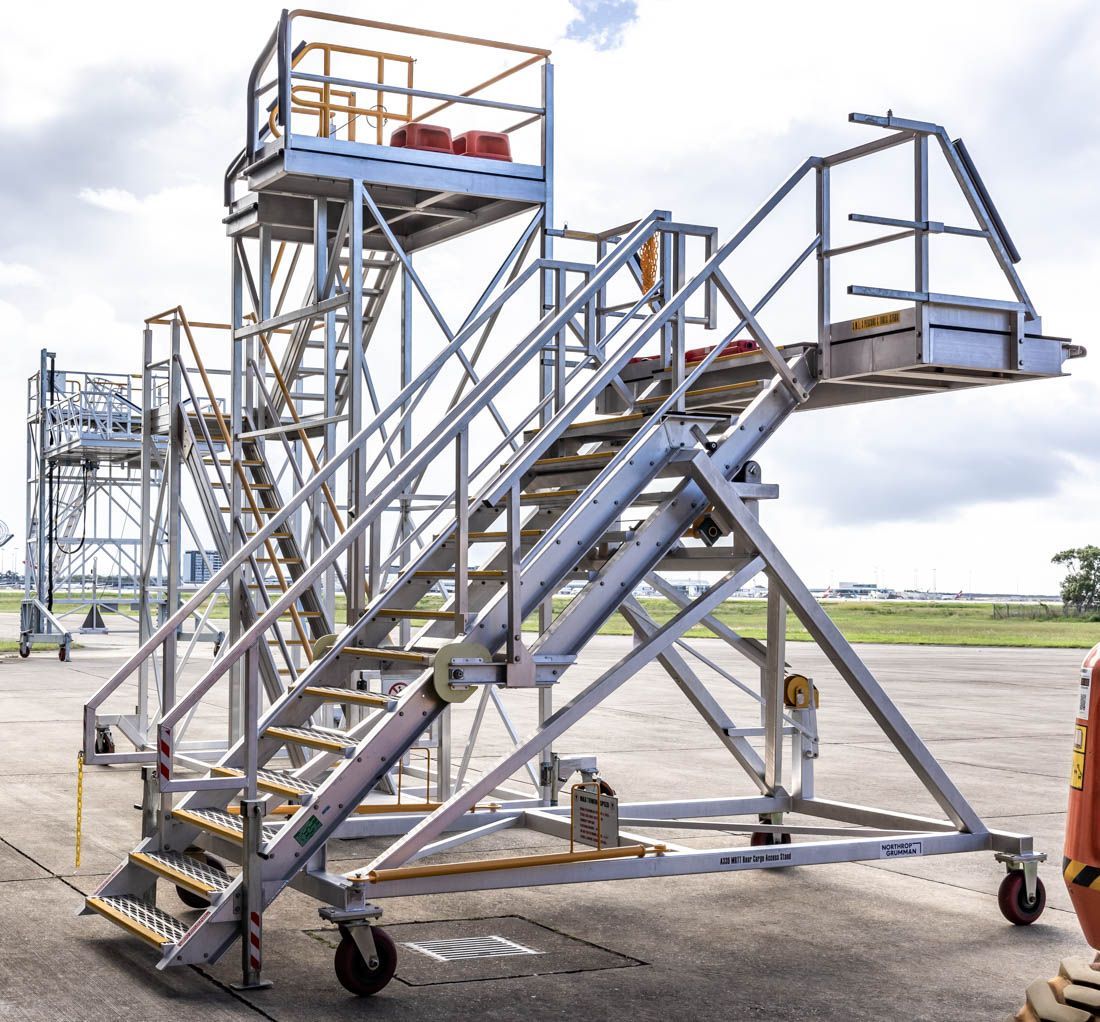 Mobile working platform with stairs on wheels for airplane maintenance access