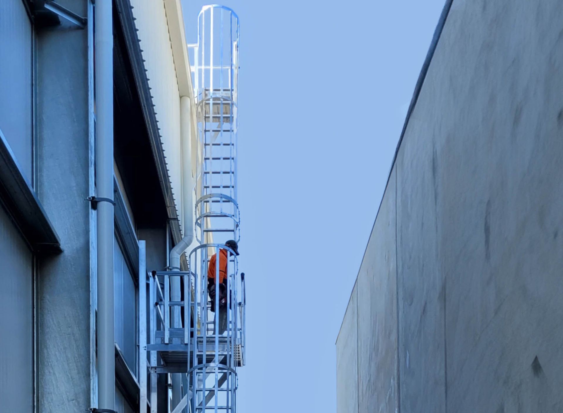 Roof Access stairs and guardrails for HVAC access