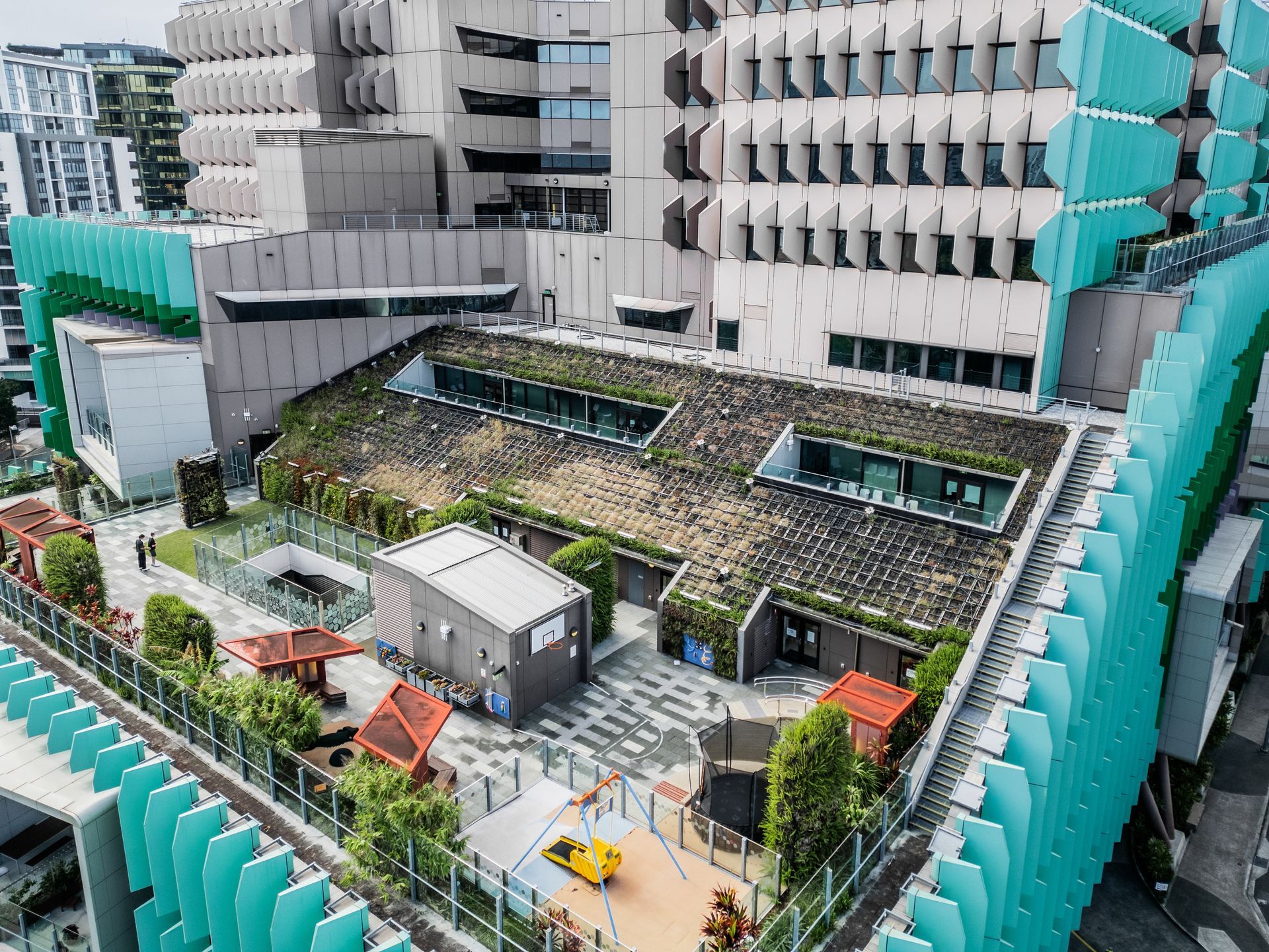 Custom project for a facade garden access