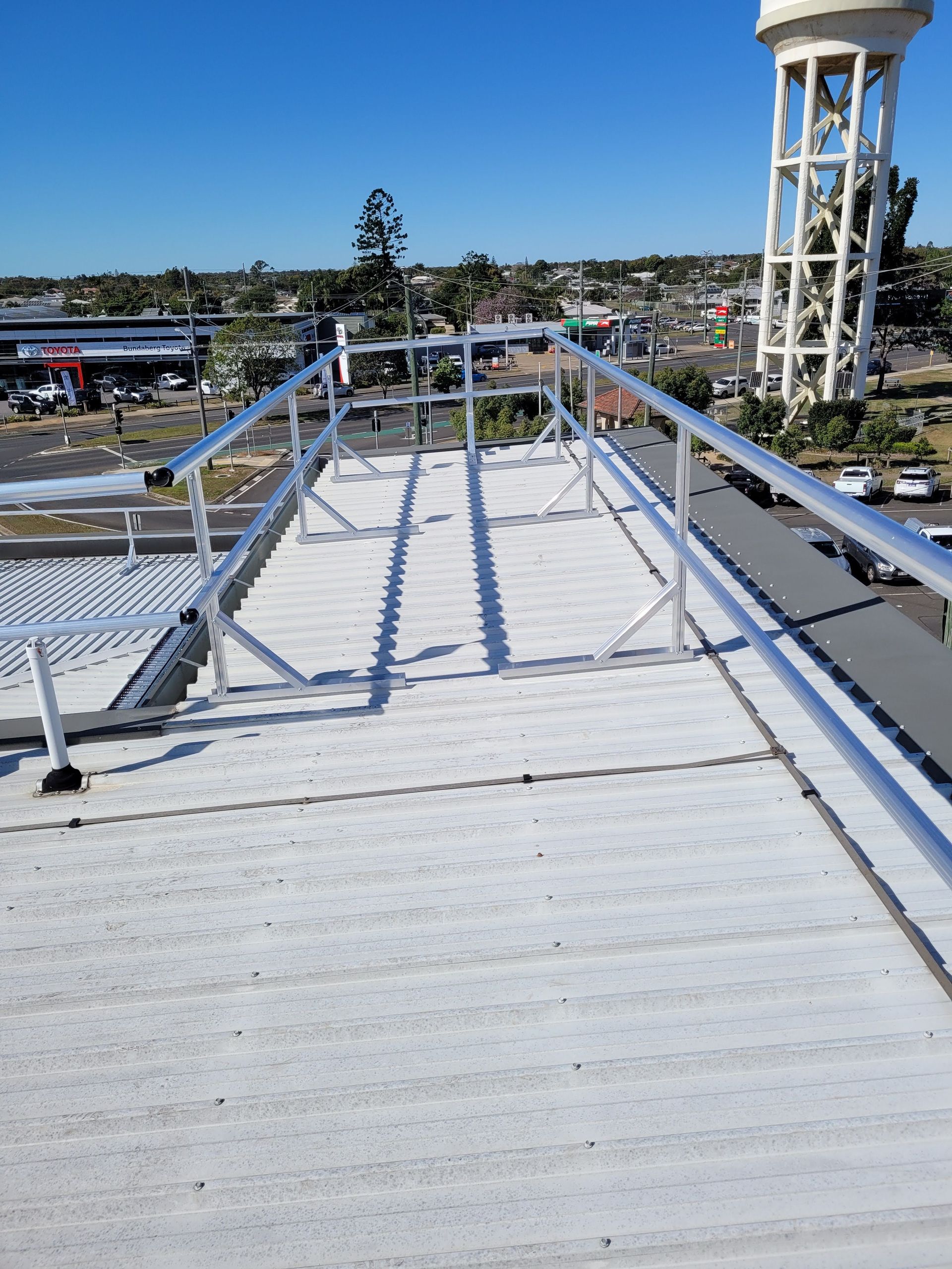 Custom Aluminium Guard Rail Installed on a roof