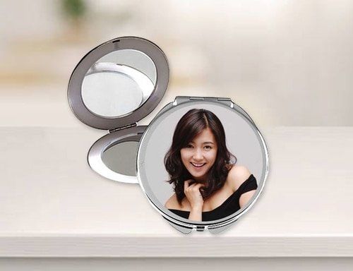 Learn About PHOTO MIRROR CASE