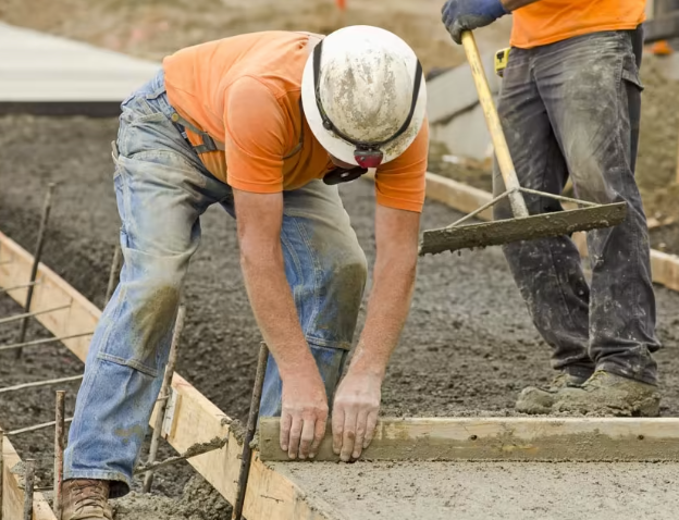 foundation expert in austin laying a driveway