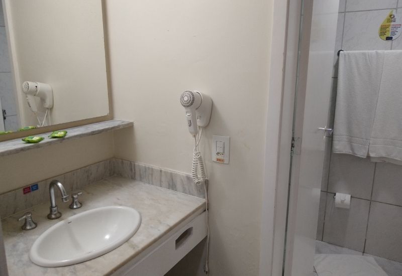 Banheiro do quarto luxo solteiro