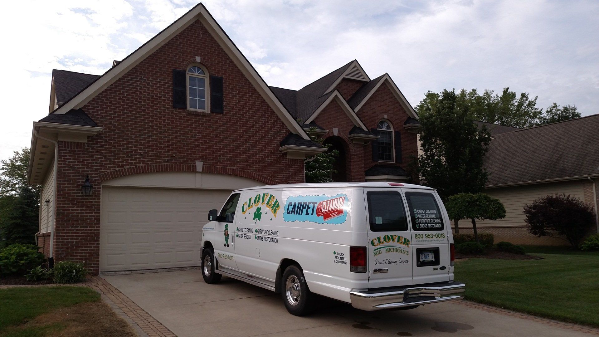 Man Cleaning The Carpet — St. John’s, MI — Clover Carpet Cleaning