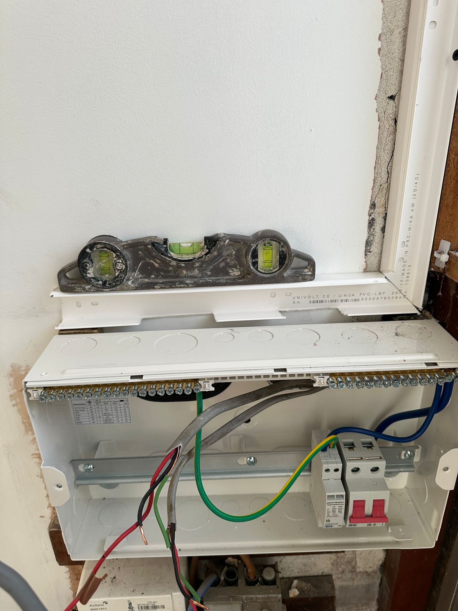 Emergency Electrician near me Swindon