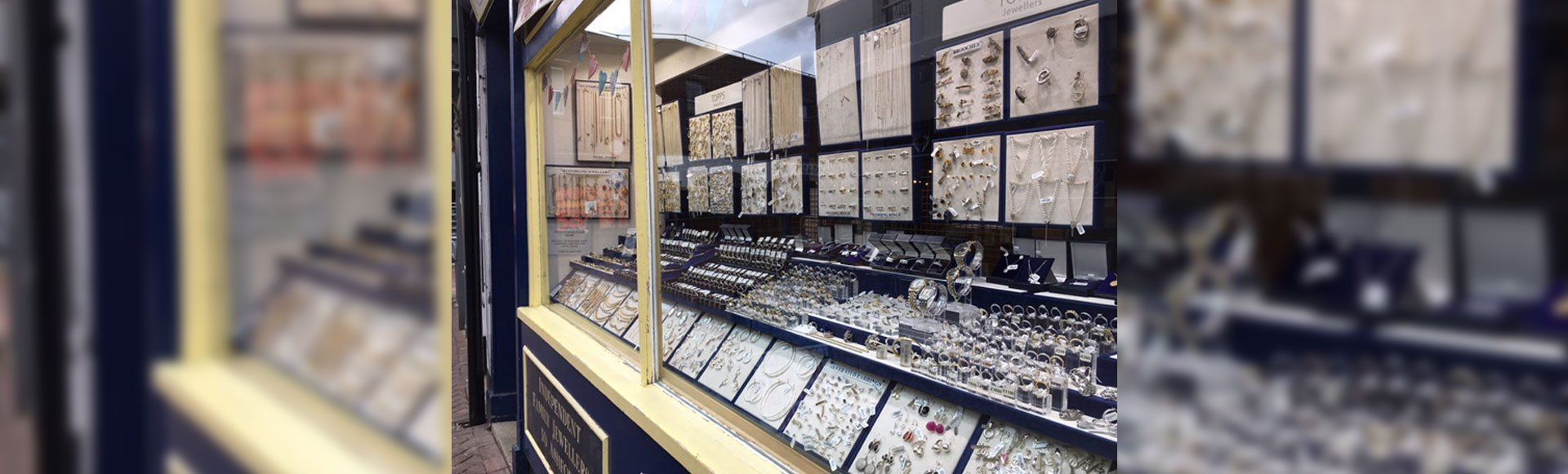 Topps Jewellery