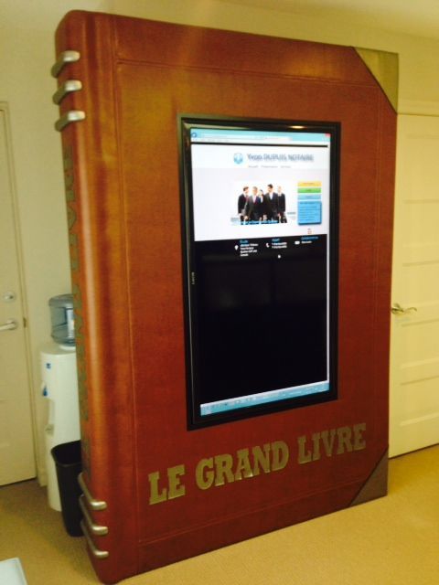 decorations inside office