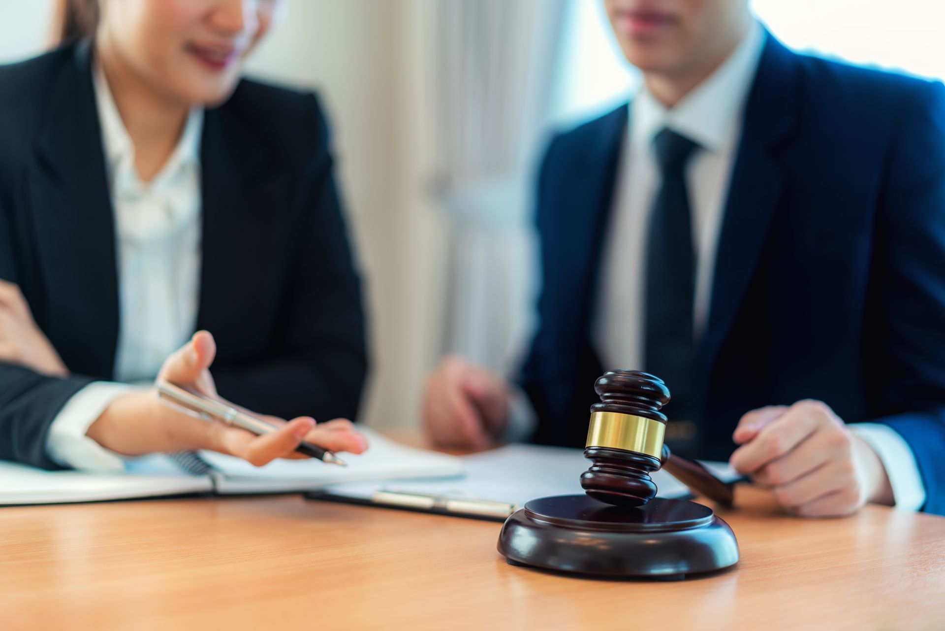 Consultation between two lawyers.
