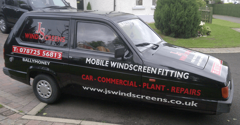 Car windscreen fitting