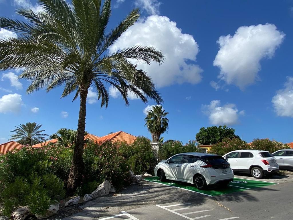voordelen van een elektrische huurauto op Curaçao