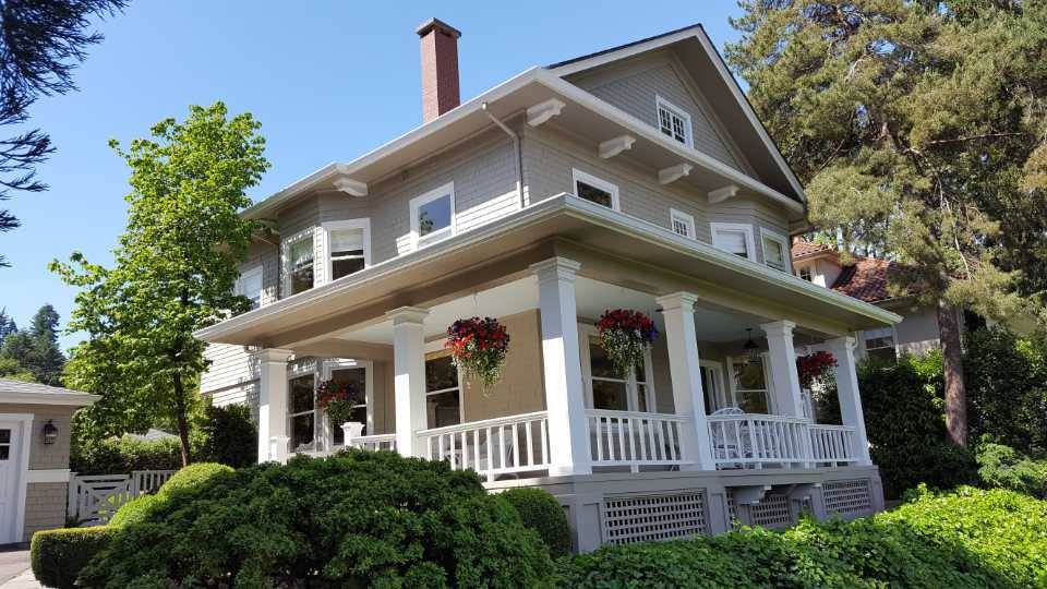 historic home restoration done by build it co