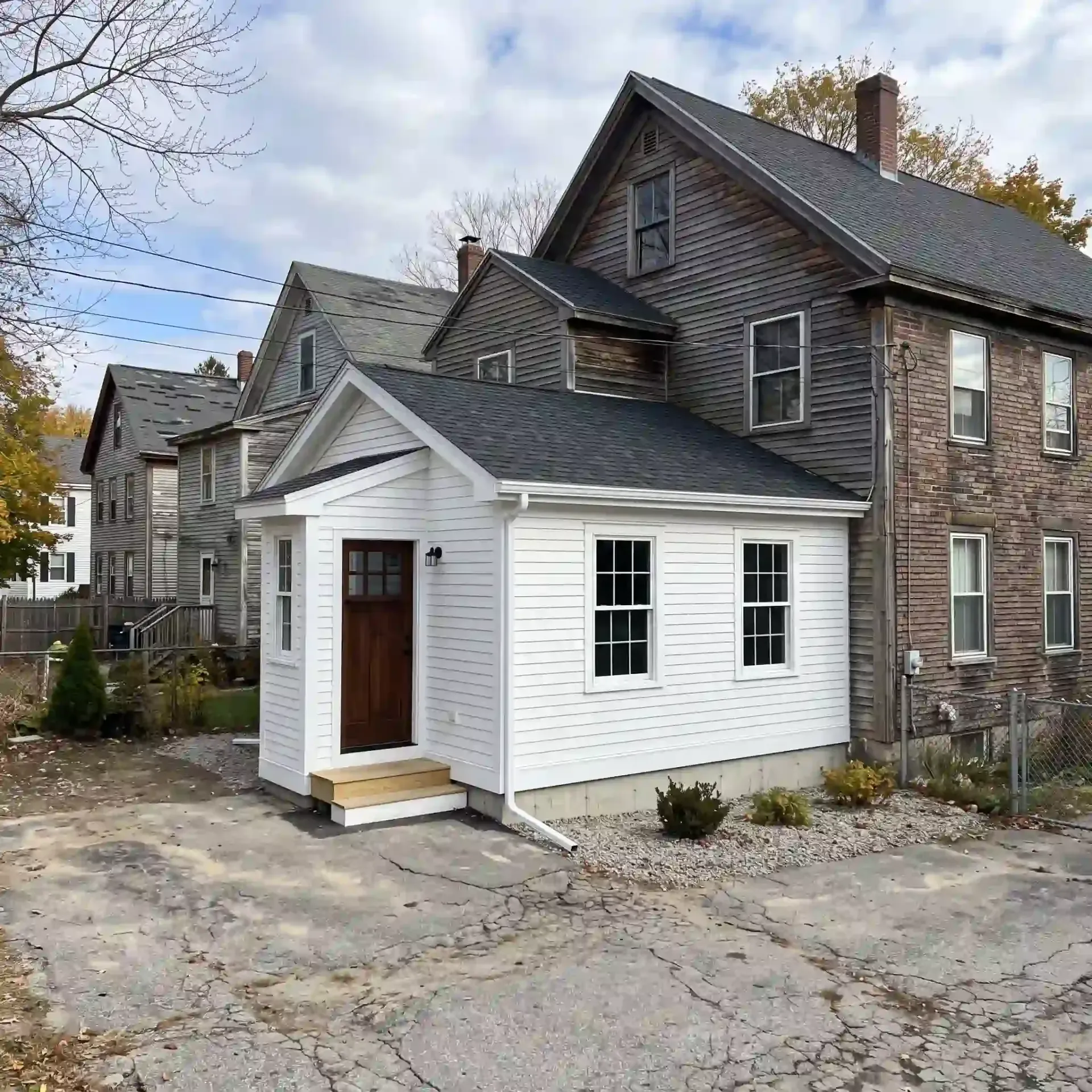 Saco homeowner in cramped mill-era home needing expansion Saco homeowner in cramped mill-era home needing expansion