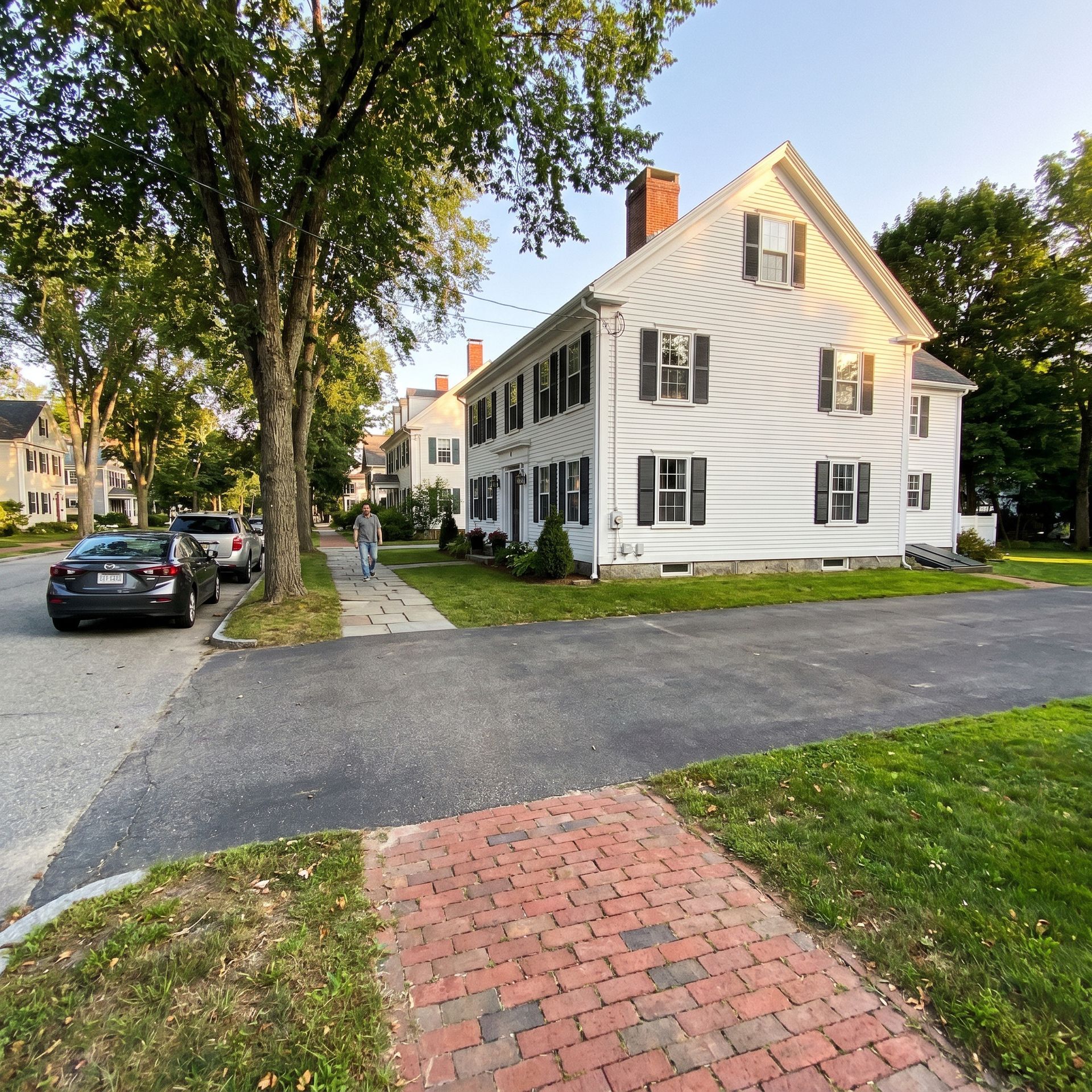 Kennebunk homeowner without garage on historic property Kennebunk homeowner without garage on historic property