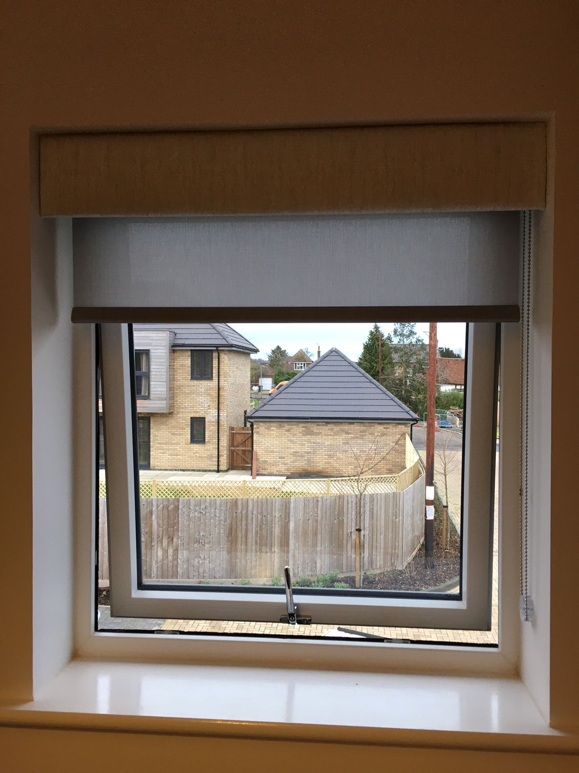 Roller Blind for a small window can be operated motorised or manual