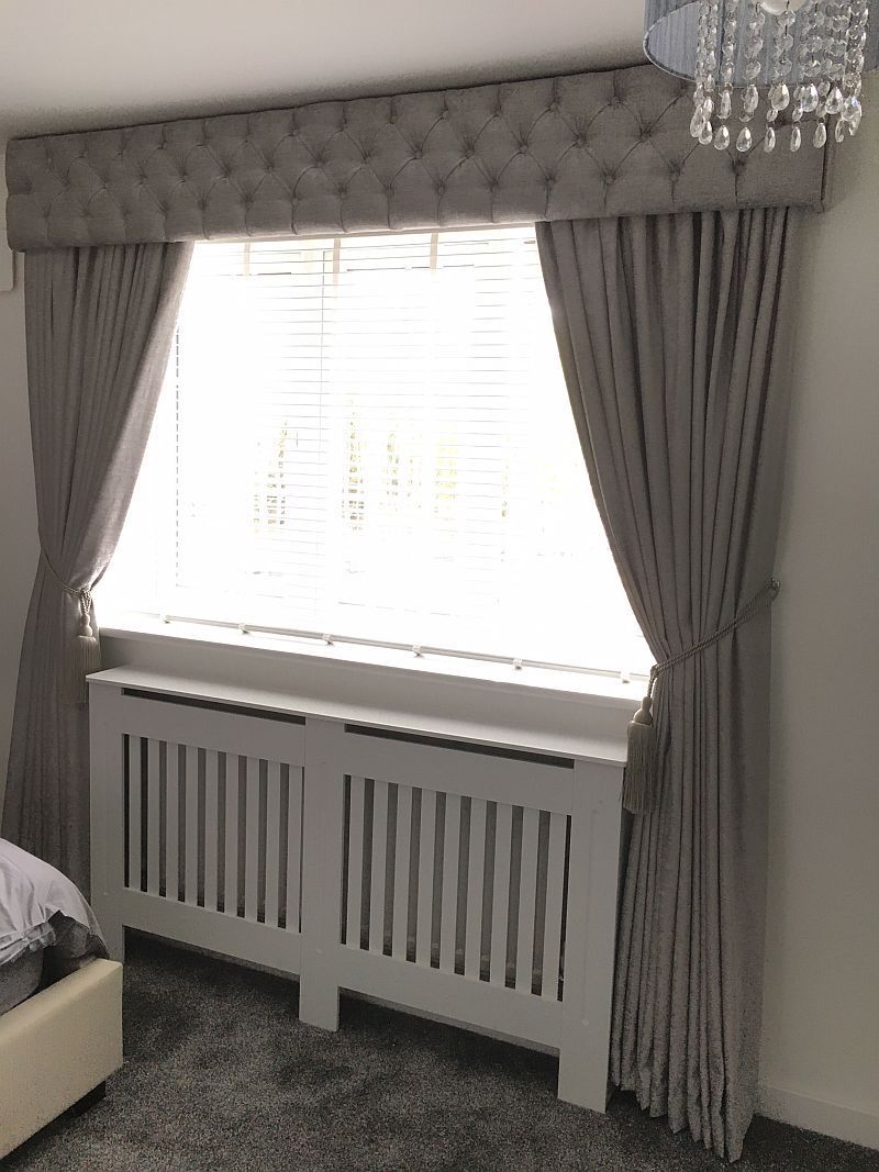 Bespoke deep buttoned curtain pelmet