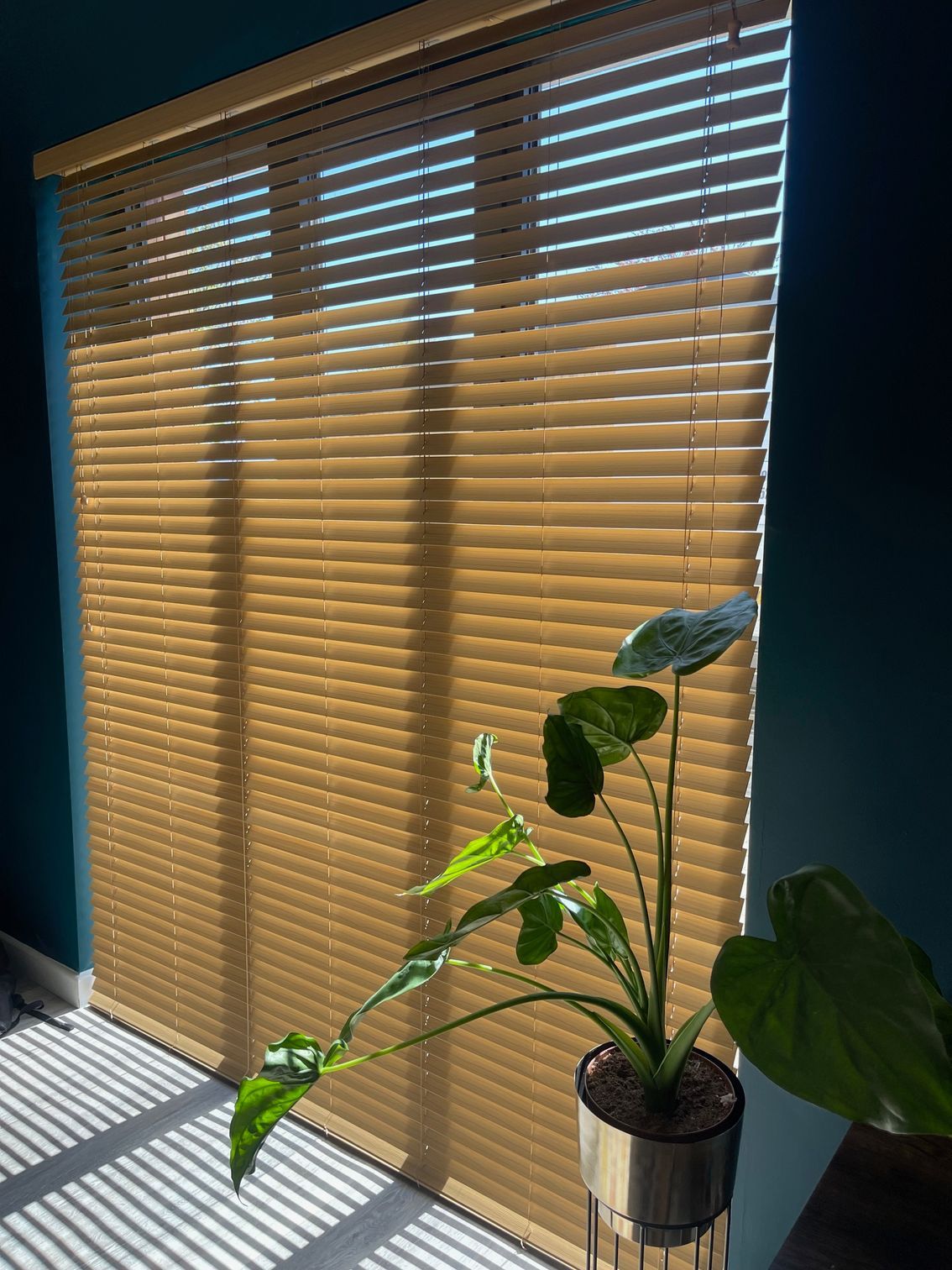 Faux Wood blinds, mid oak colour