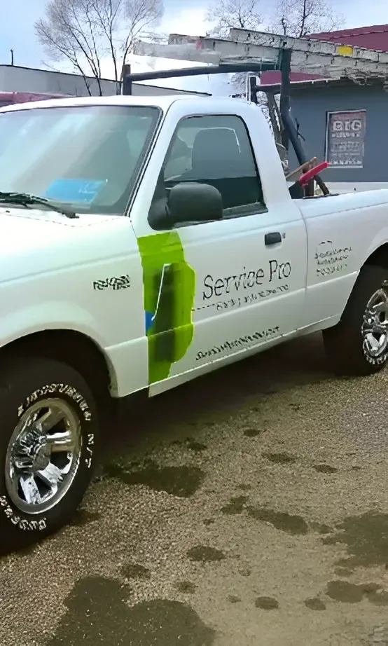 White Ford Ranger truck with