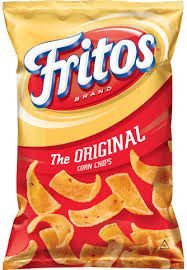 Bolsa de totopos de maíz Fritos con diseño rojo y amarillo y el nombre de la marca.