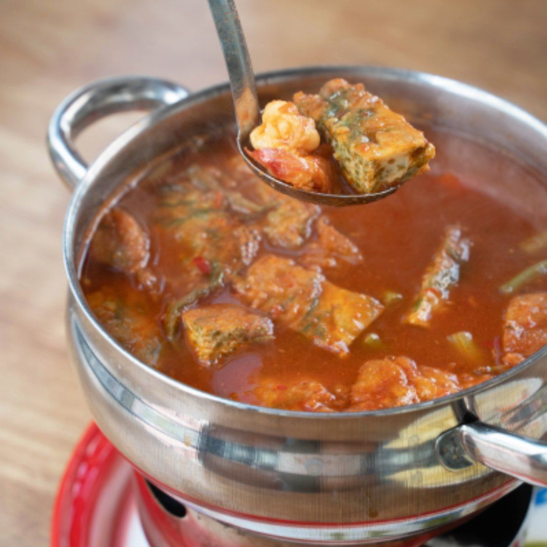 ภัตตะ แกงส้มชะอมทอด