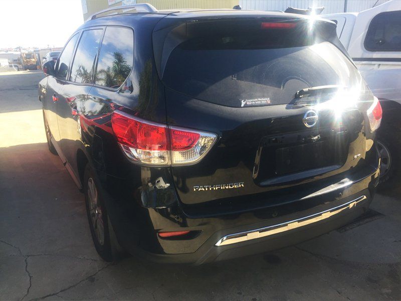 2016 Pathfinder V6 Auto