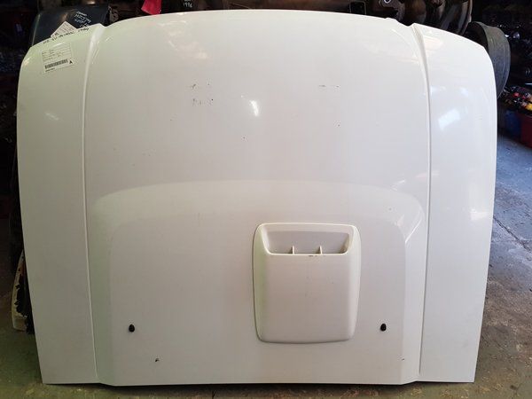 GU patrol Bonnet 2002