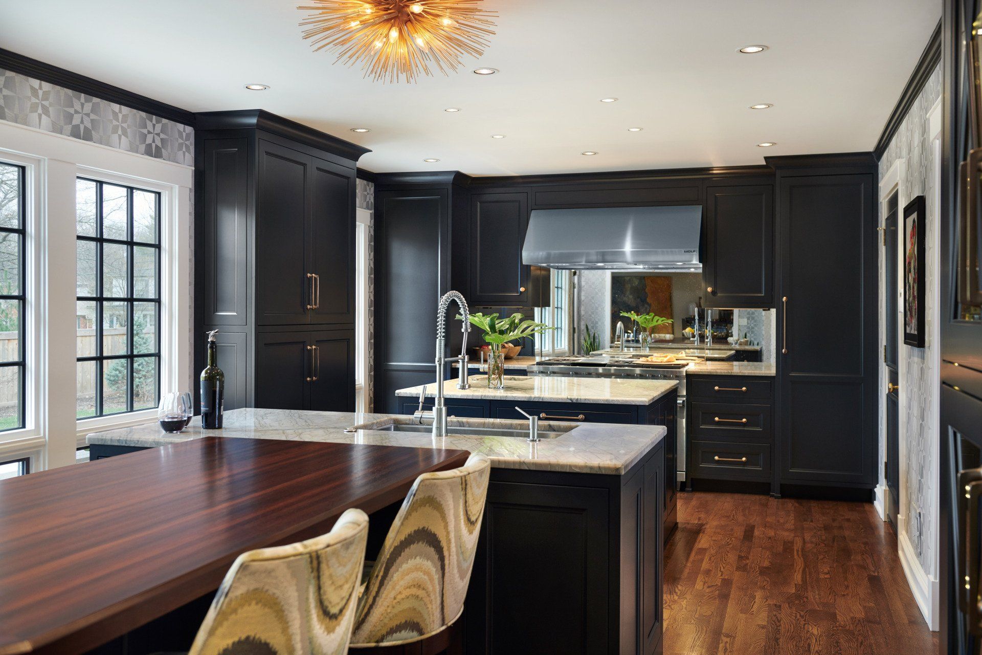 Crystal Cabinets Carlton Blacktop
