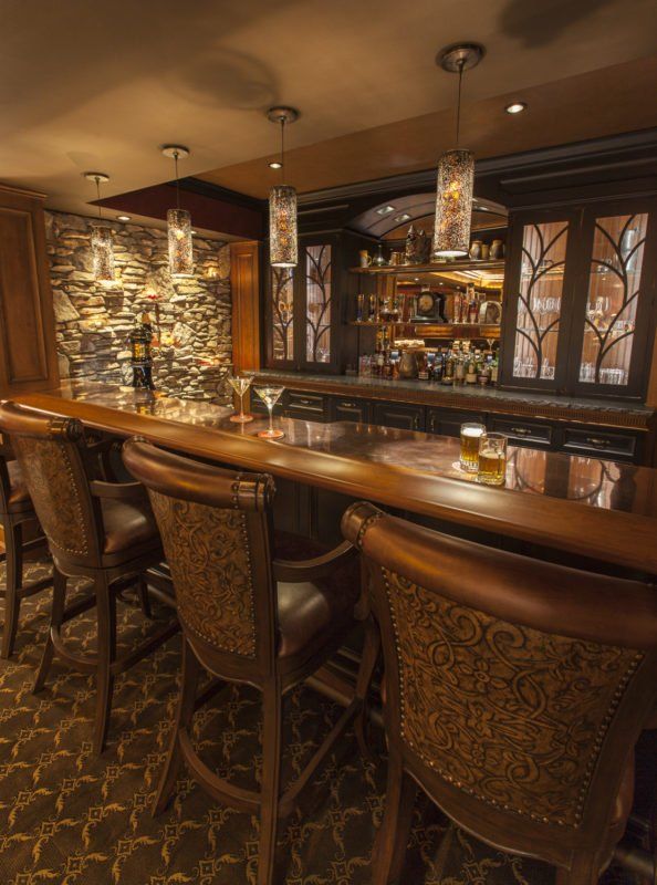 Crystal Cabinets Bar SaintCroix Black