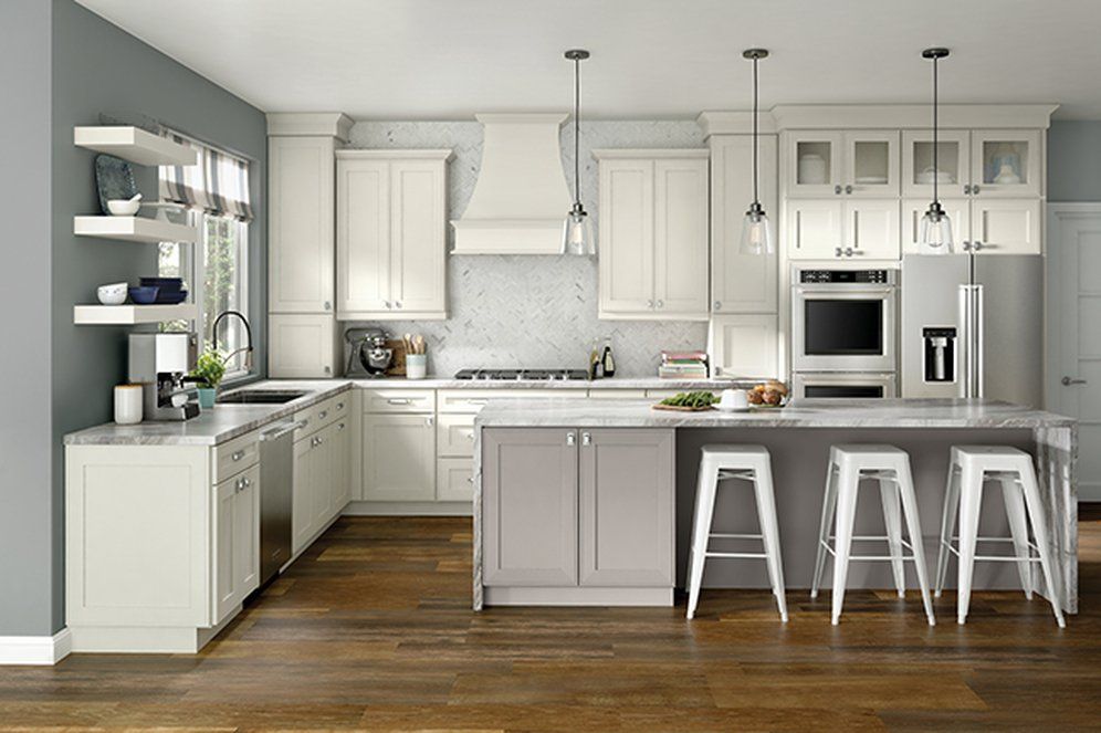 Kraftmaid Refined Retreat