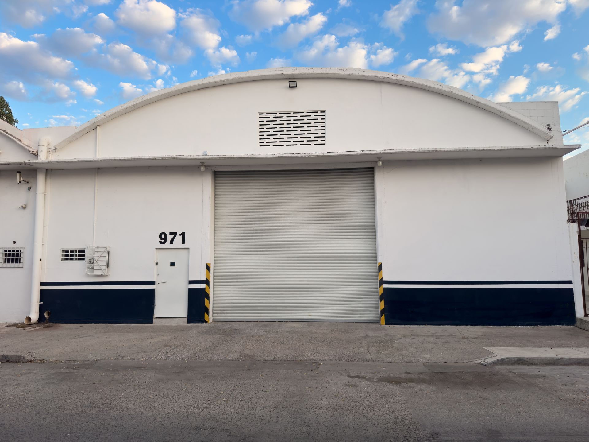 Renta bodegas comerciales