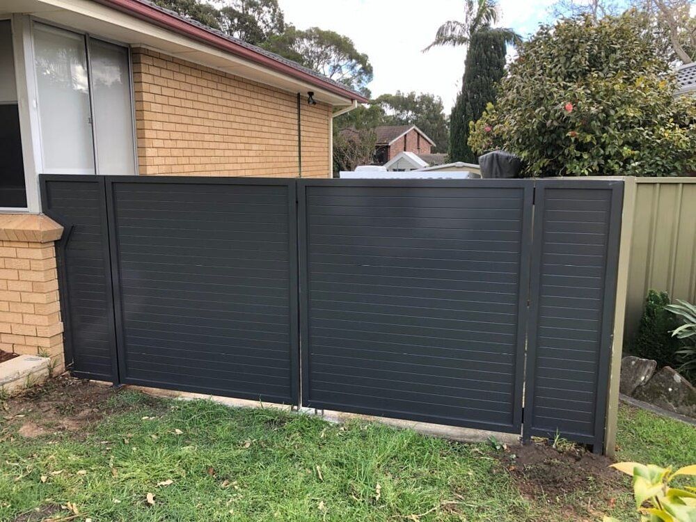 Front Entrance Driveway with Black Metal Fencing - Fencing in Rockhampton, QLD