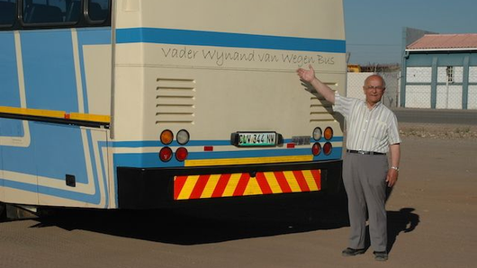 Wijnand met bus 2