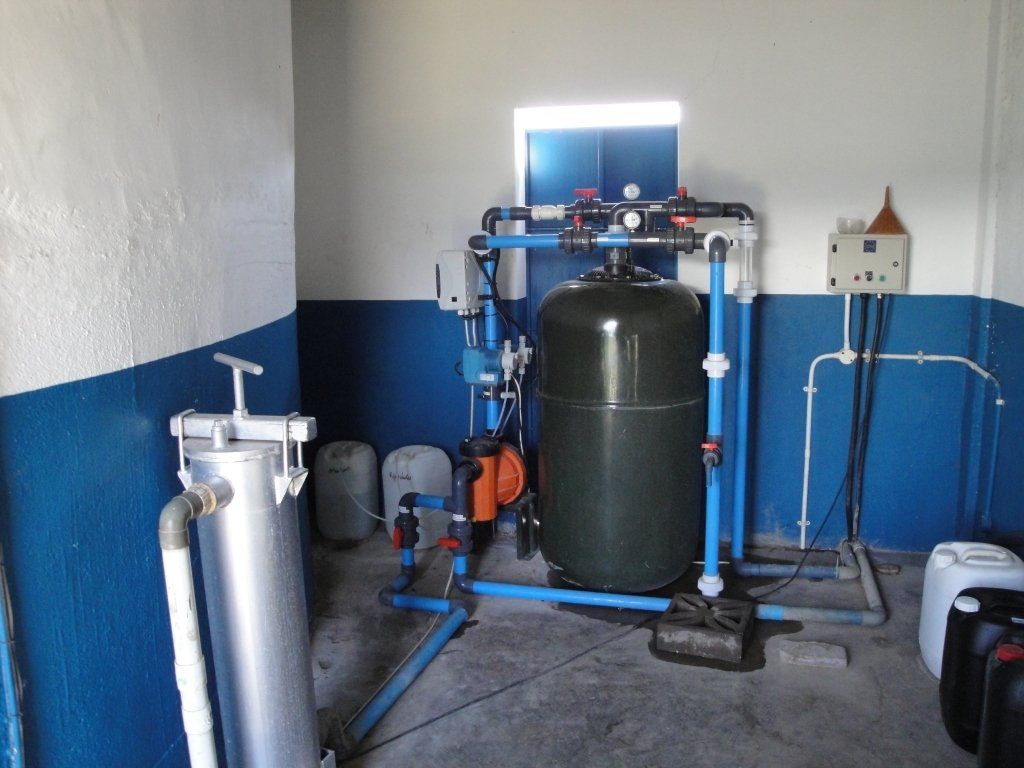 Installatie waterzuivering op school Friersdale