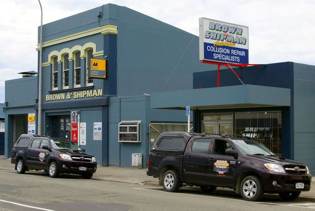 Contact Timaru's favourite for panel beating services!