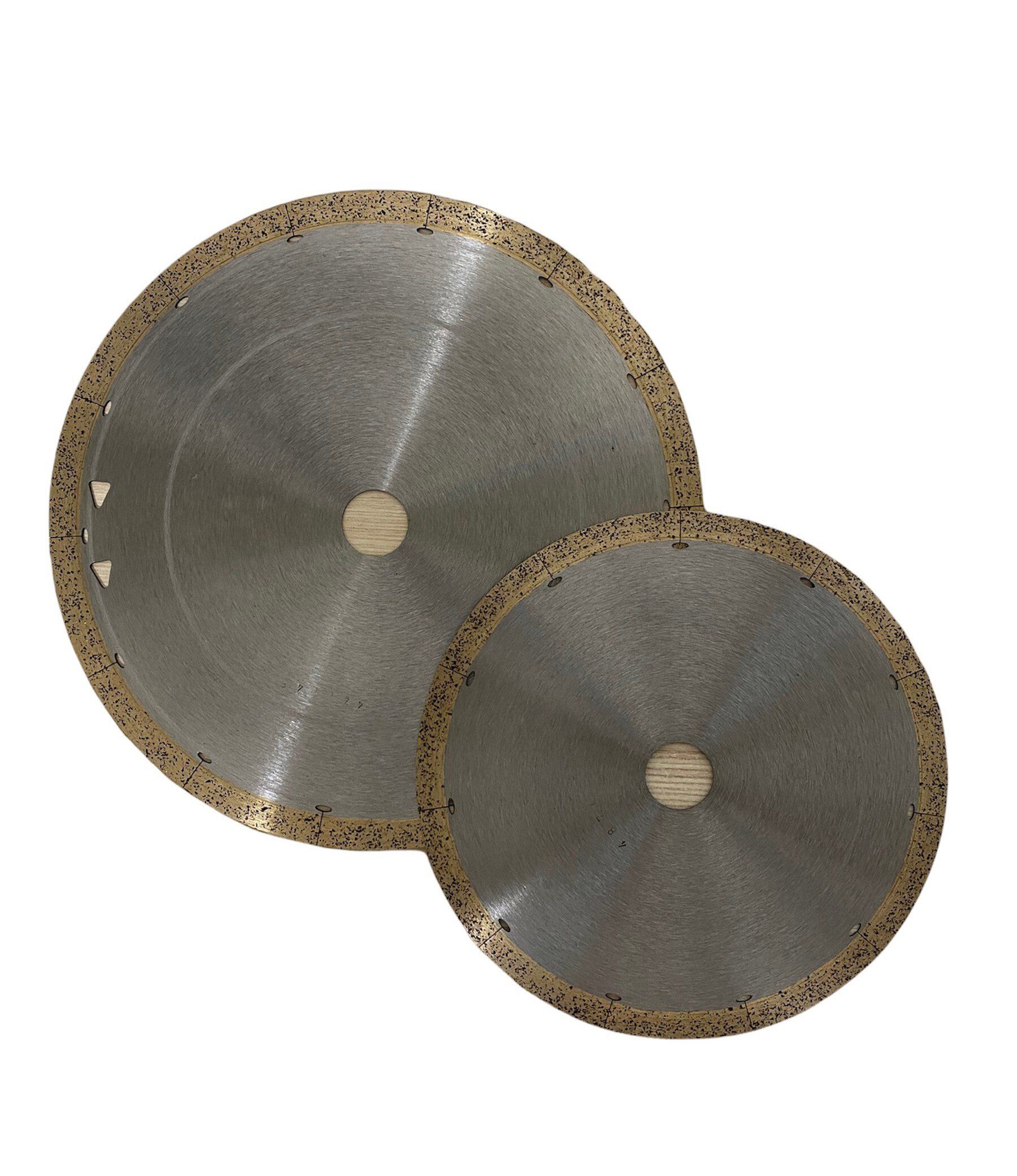 Deimantinis diskas kietai keramikai