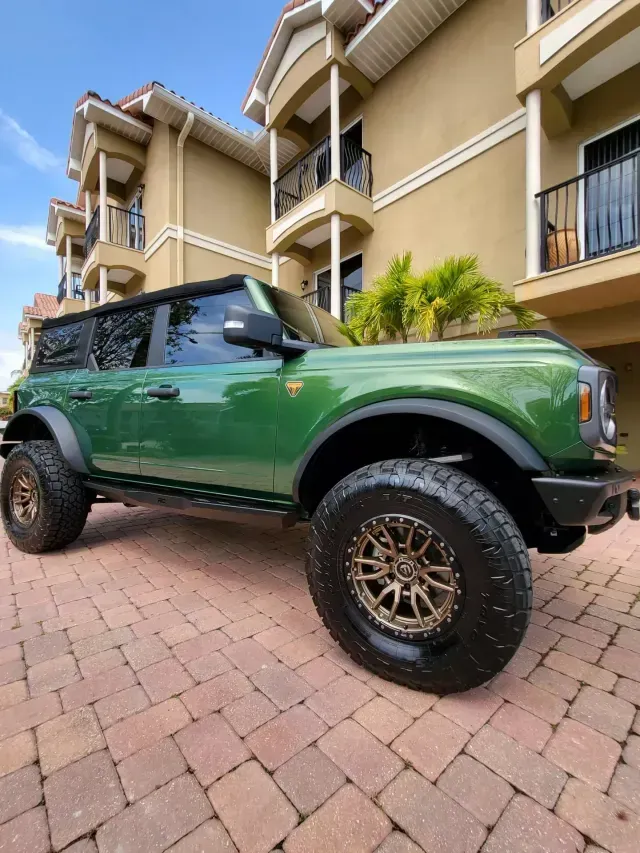 2023+Ford+Bronco+showing+Ceramic+coating+service+Tampa