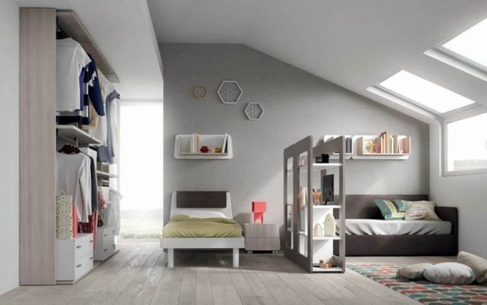 cameretta con letto singolo e divano