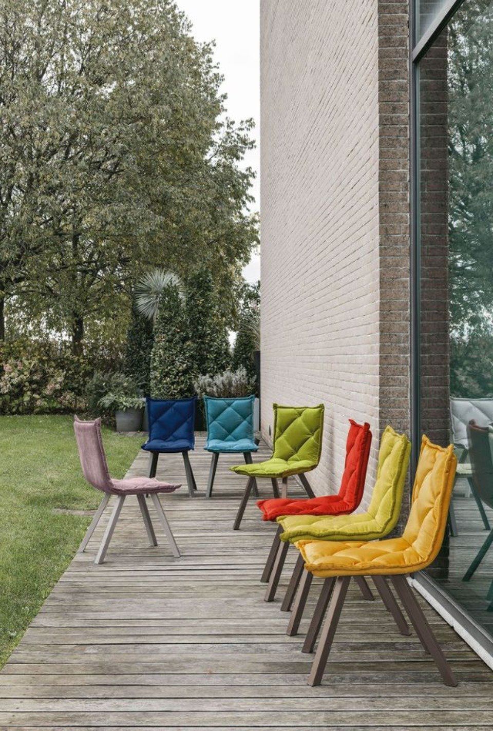 sedie trapuntate colorate