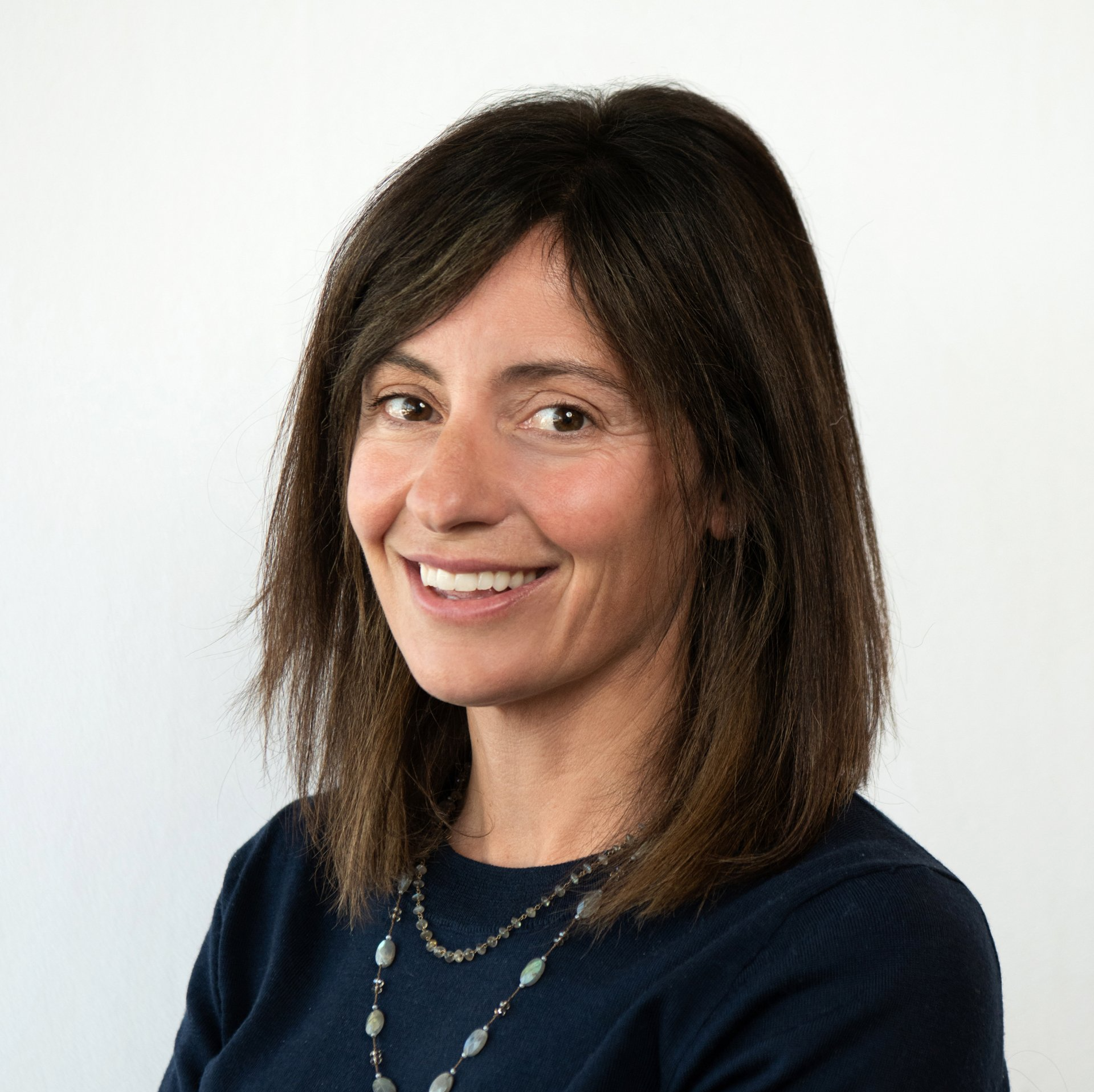 Amy llfrey, vetting specialist