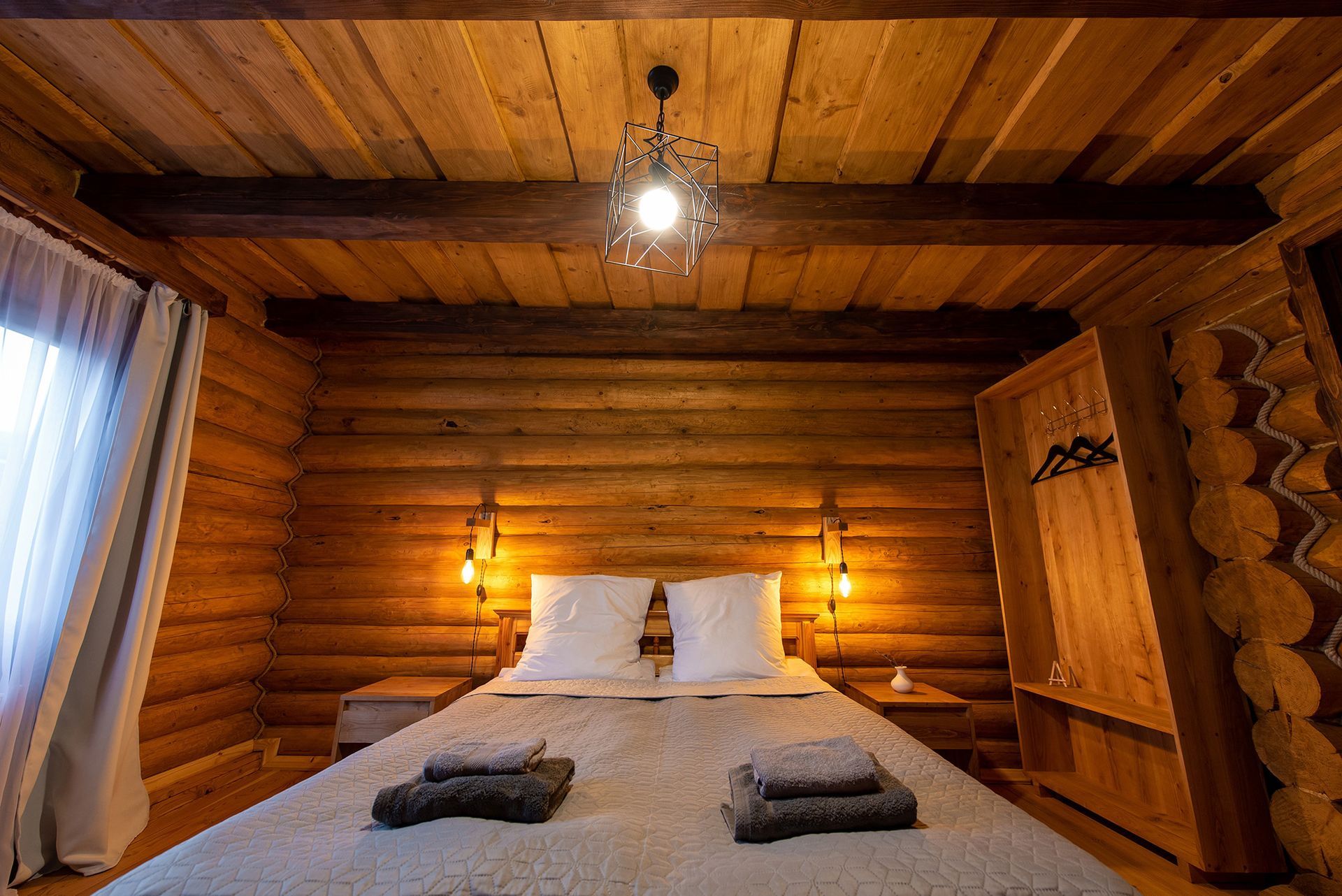 cozy Boulder, Colorado lodging bedroom