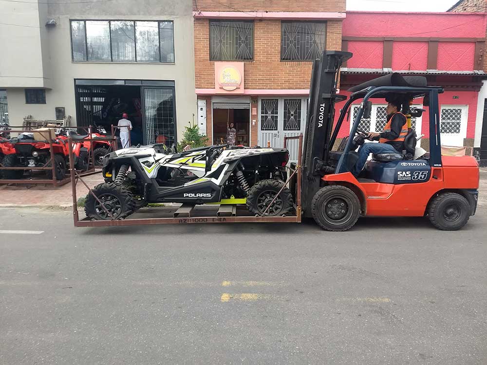 ServiMontacarga 7 de Agosto montacargas con moto