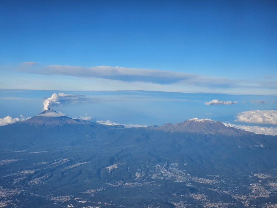 ASESORÍA Y REPRESENTACIÓN LEGAL VVV