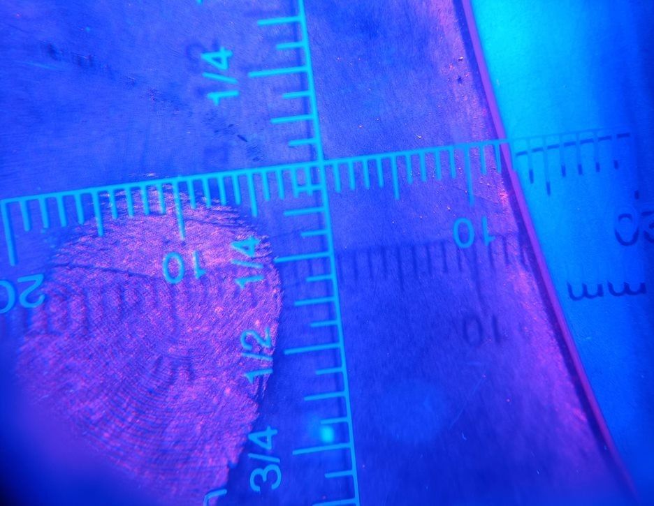 ASESORÍA Y REPRESENTACIÓN LEGAL VVV