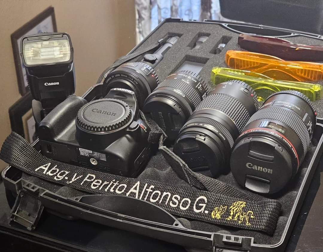 ASESORÍA Y REPRESENTACIÓN LEGAL VVV