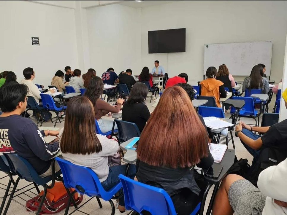 ASESORÍA Y REPRESENTACIÓN LEGAL VVV