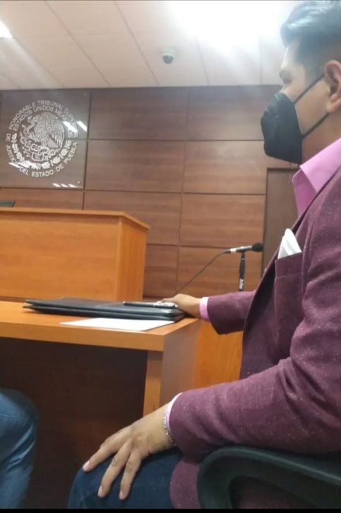 ASESORÍA Y REPRESENTACIÓN LEGAL VVV