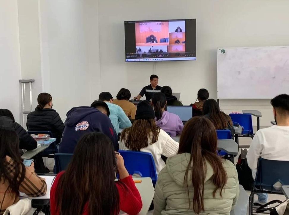 ASESORÍA Y REPRESENTACIÓN LEGAL VVV