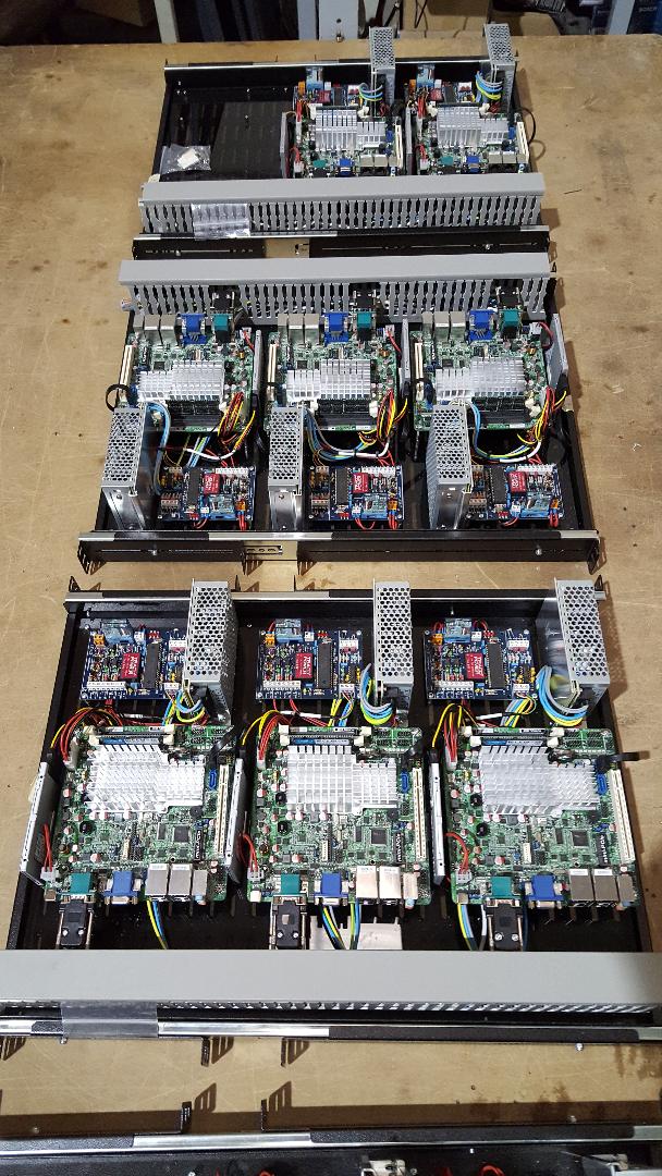 MONTAJE DE BANDEJAS RACK´S