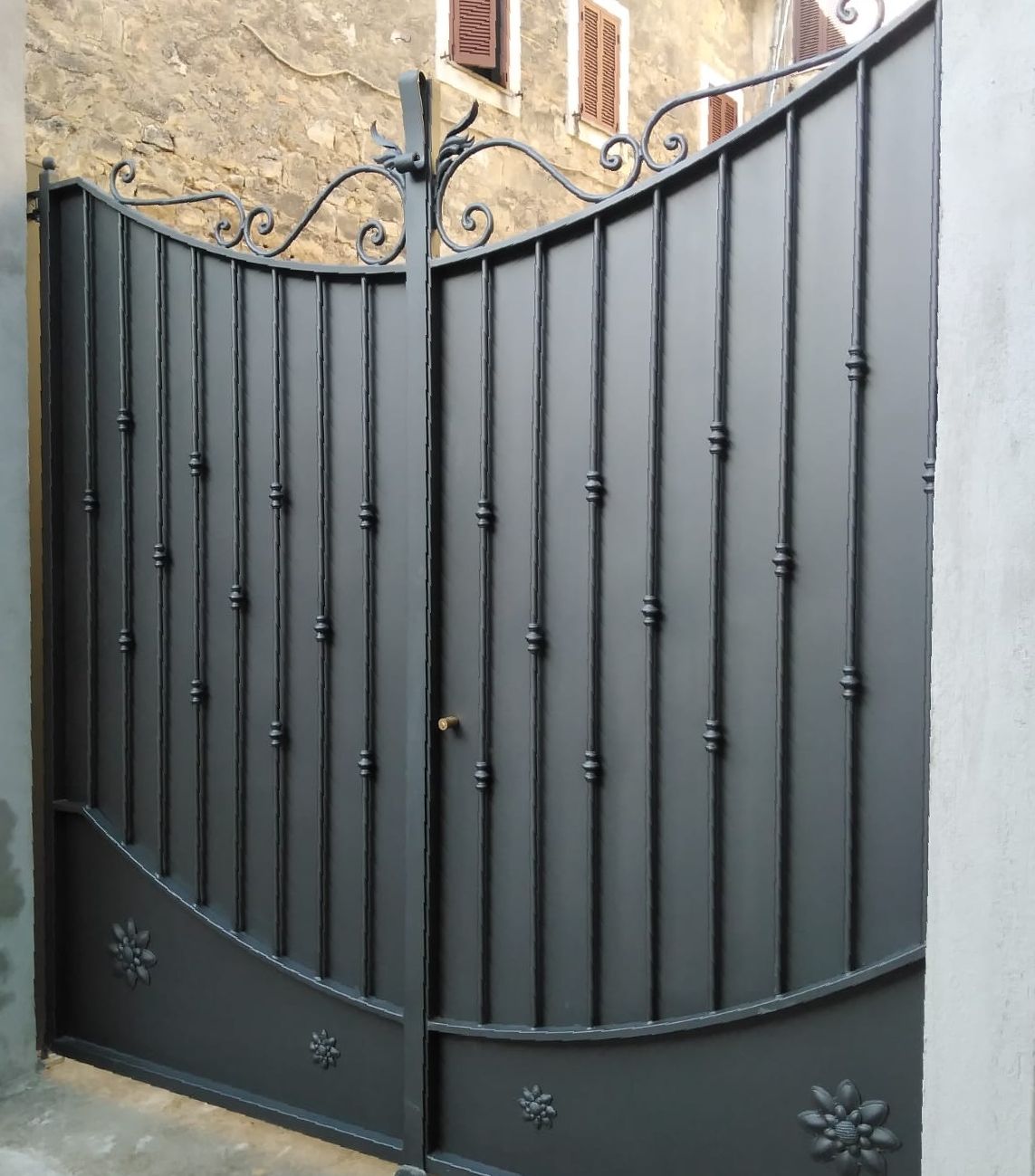 cancelli in ferro a Tarquinia